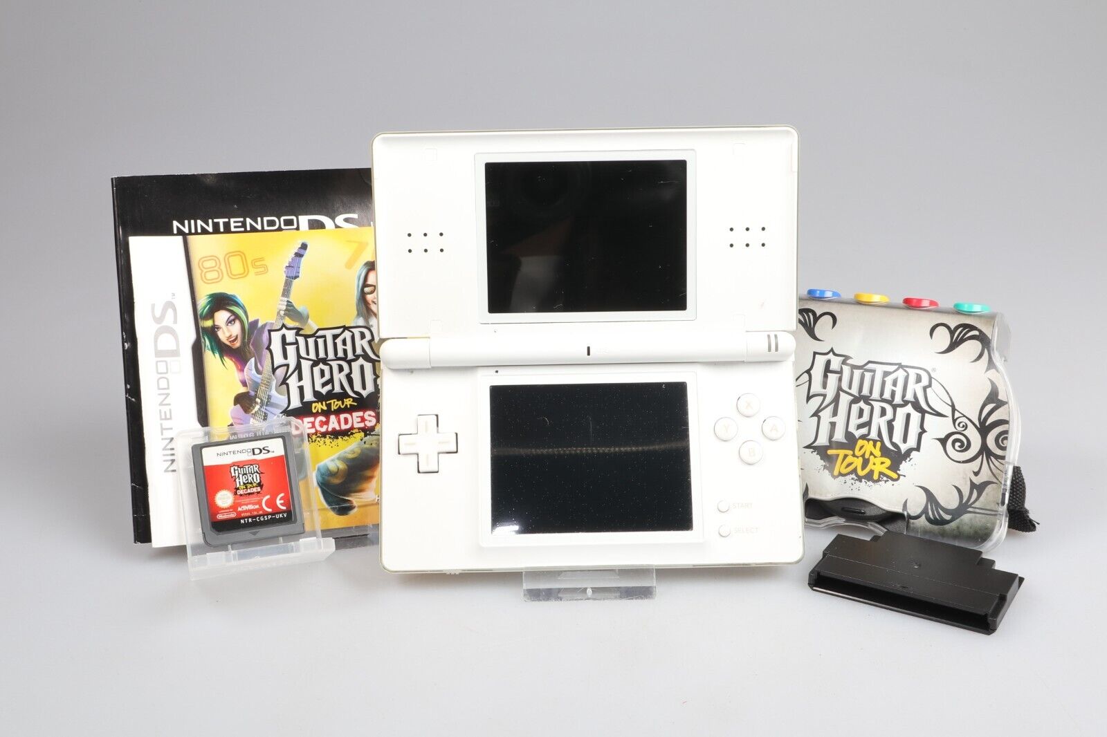 Outlets Nintendo ds lite bundle