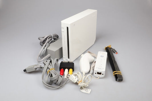 Nintendo Wii | RVL-001-console | Nunchuck-controller | Wit (PAL) 