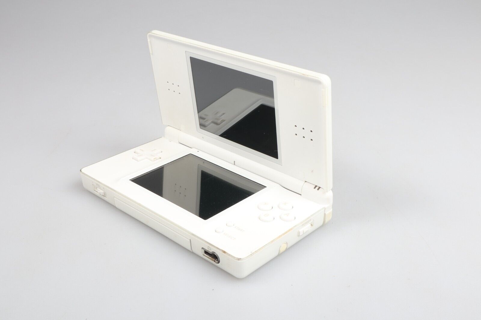 Nintendo DS Lite in White deals